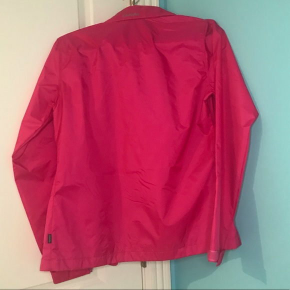 hot pink rain jacket with retractable hood!! - Picture 4 of 4